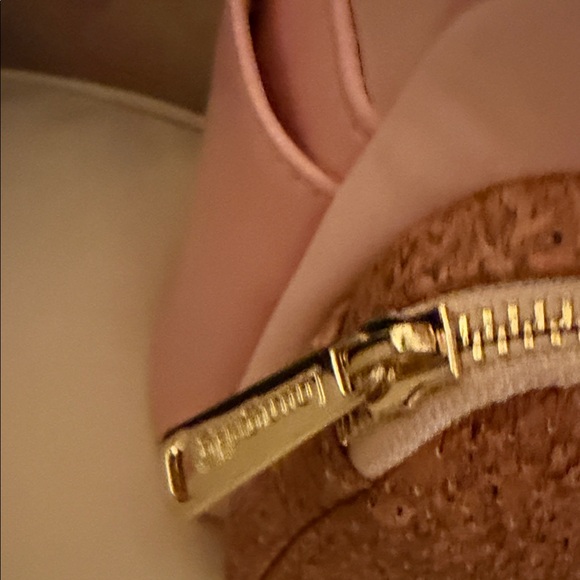 Loungefly Disney Minnie Mouse Cork board pin display ears Mini Backpack New - Picture 6 of 10